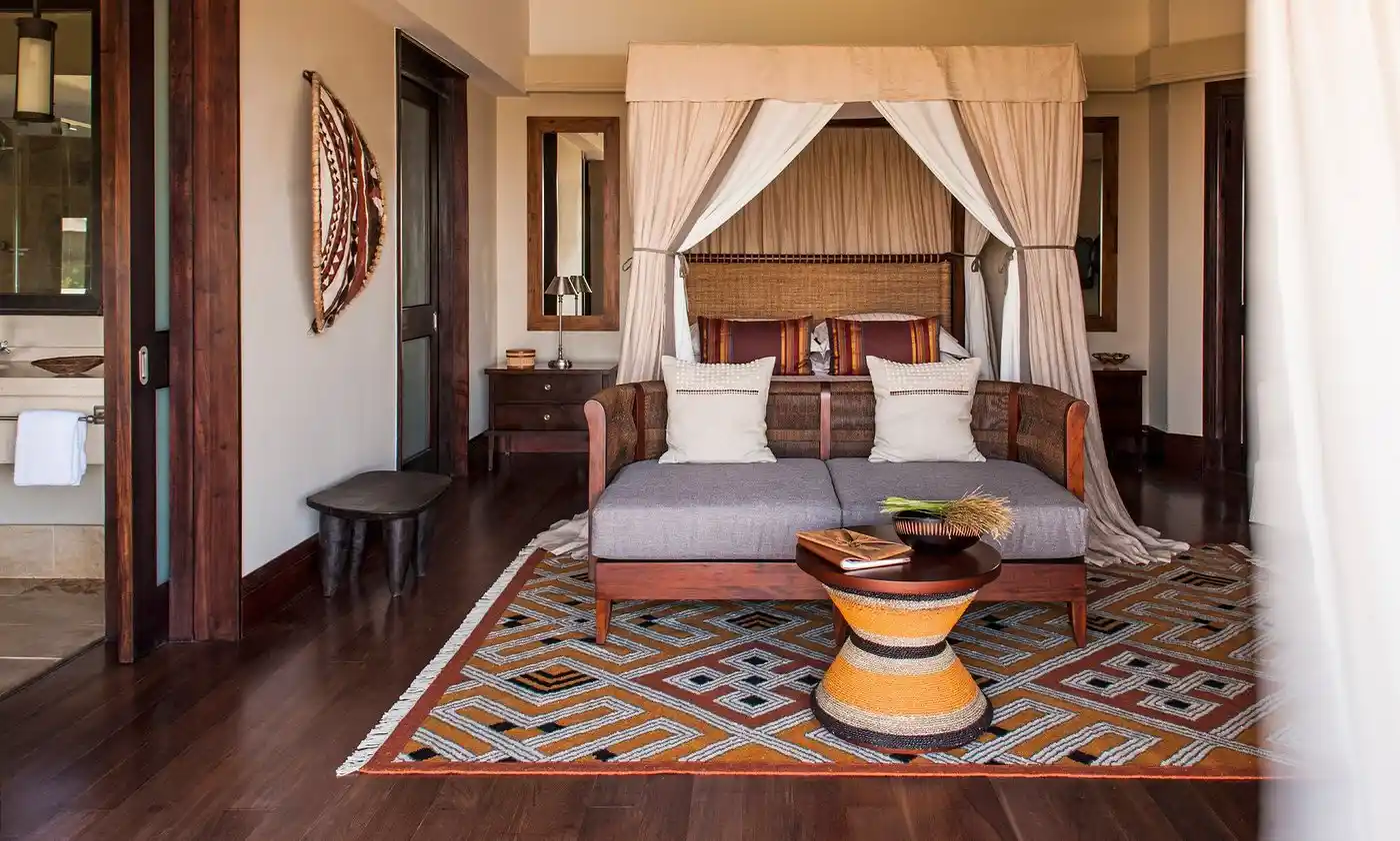 Four Seasons Serengeti Savannah Room Interior